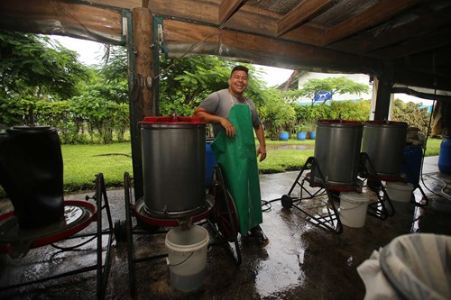 439C1bff9fdcd9f954051bec6adb040a31361223